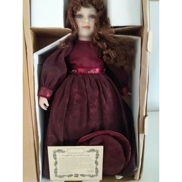 Vtg Russ Victorian Grace Collection 19” Porcelain Doll Limited Edition In Box - Picture 4 of 10
